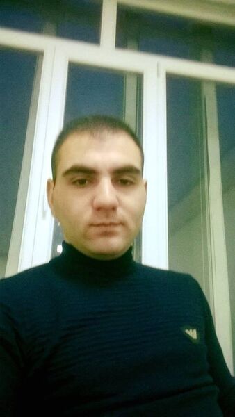  ,   Narek, 31 ,  