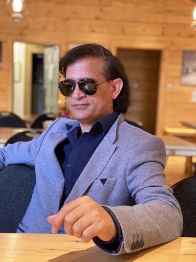  ,   Hunny, 46 ,   ,   , c 