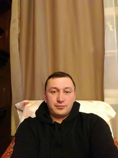  ,   Nosir, 44 ,   