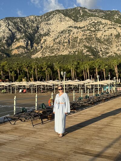  --,   Elena, 43 ,   c 