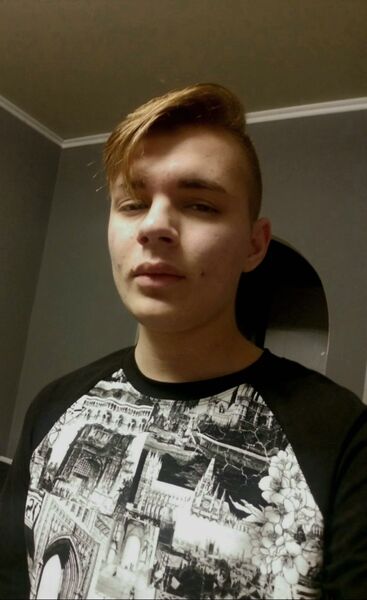  ,   Tim, 19 ,   ,   
