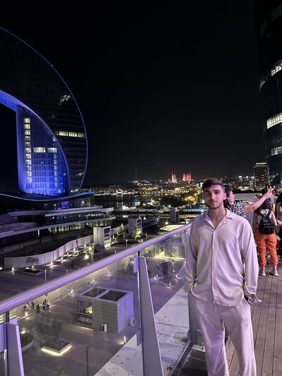  ,   Rustam, 22 ,   ,   , 