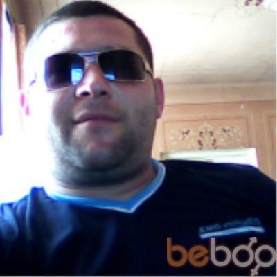  ,   Arman, 32 ,  