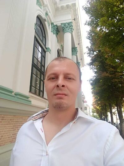  ,   Denis, 41 ,   ,   