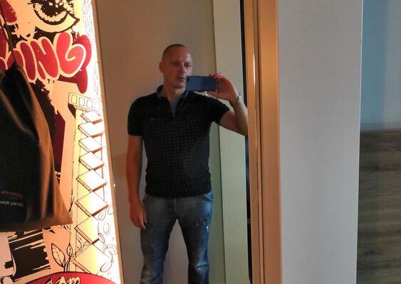  ,   Ivan, 39 ,   ,   , c 