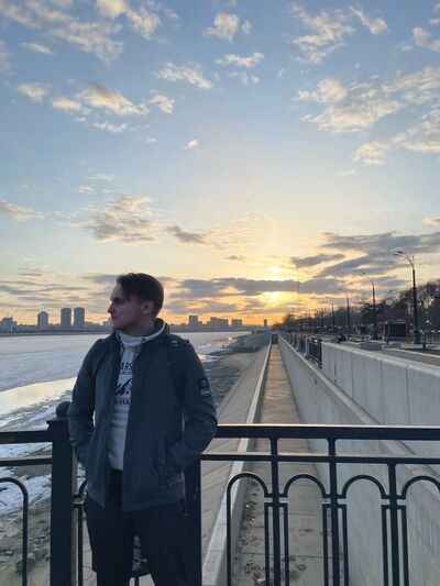  ,   Vladislav, 22 ,   ,   