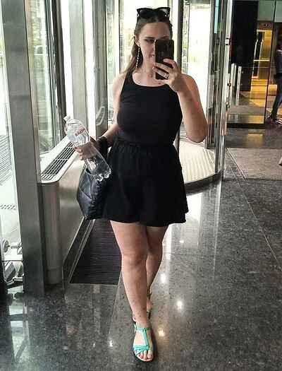  ,   Julia, 19 ,   ,   , 