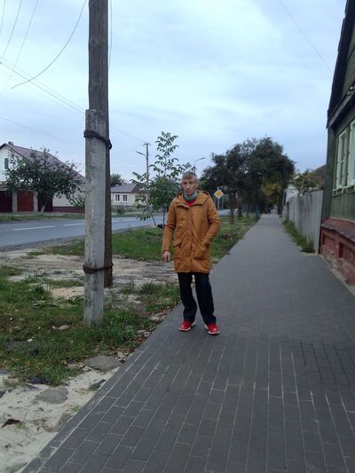  ,   Anton, 33 ,   ,   , c , 
