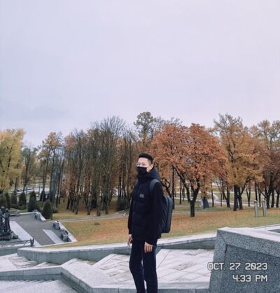  ,   Coco, 27 ,   ,   
