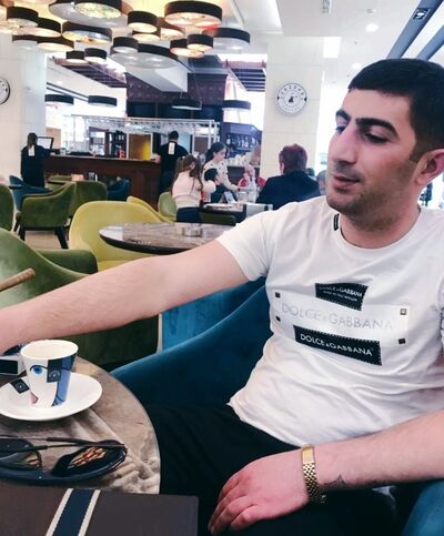  ,   Sasha, 31 ,   