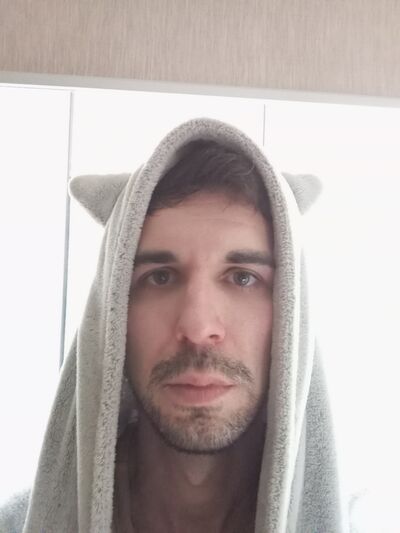  -,   Maxim, 31 ,   ,   , c 