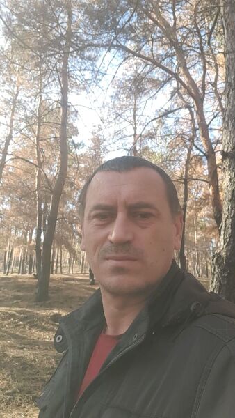  ,   Yury, 40 ,   ,   , c , 