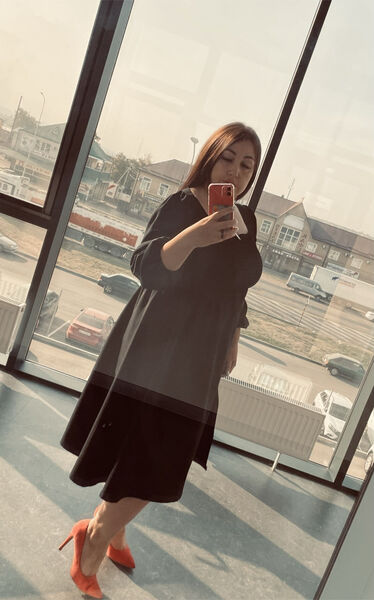 ,   Yliya, 36 ,  