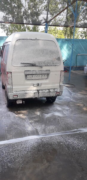  ,   Ilhom, 31 ,  