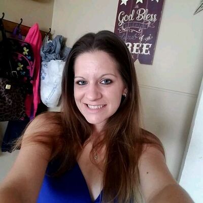  Happy,   Roxie Kereem, 42 ,   ,   , c 