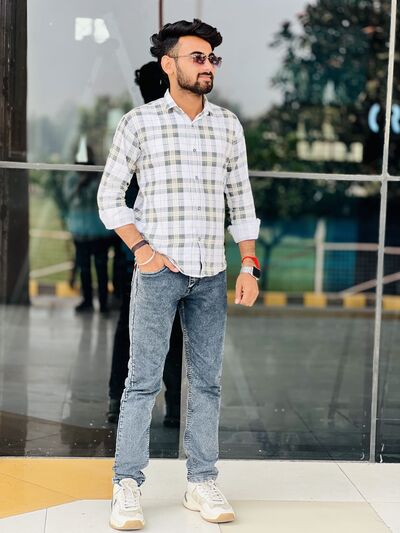  ,   Ayush, 22 ,   ,   