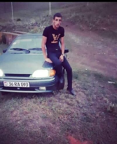  ,   Albert, 25 ,   ,   