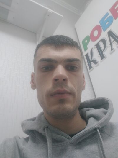  ,   Robert, 28 ,   ,   