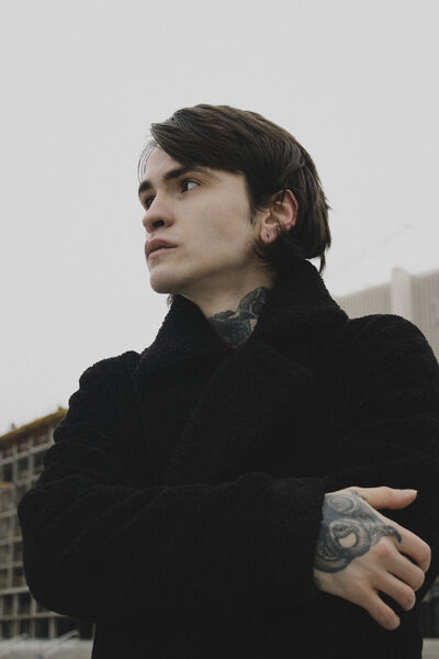  -,   Stas hender, 25 ,   ,   