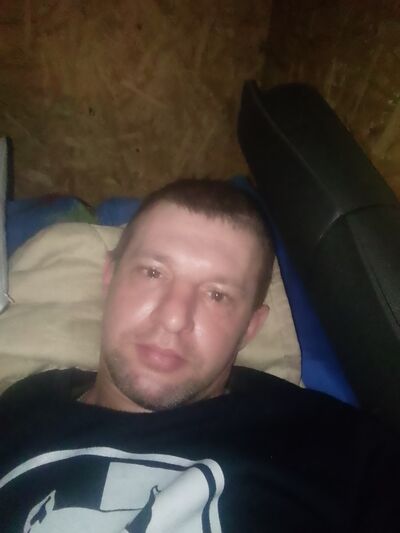  --,   Den, 38 ,   ,   