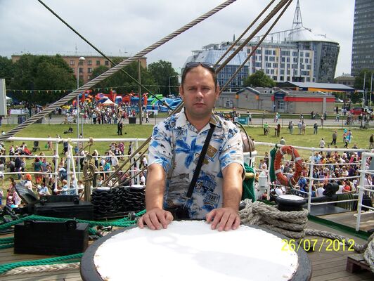  ,   Andrej, 52 ,     , c 
