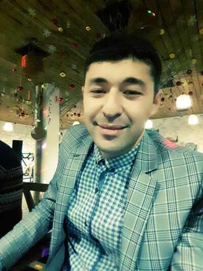  ,   Zuxayr, 32 ,  