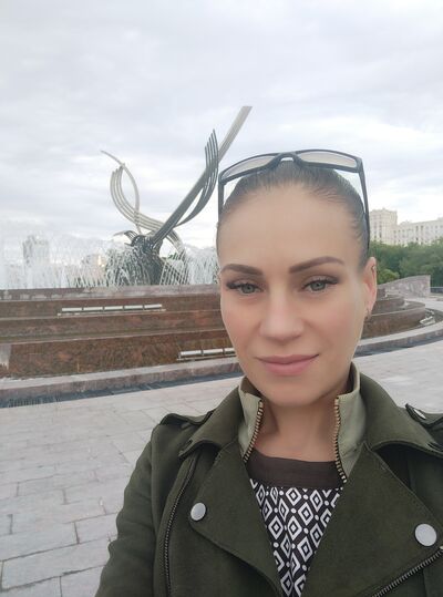  ,   Vera, 34 ,  