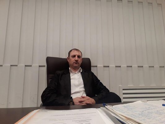  ,   Albert, 39 ,   ,   