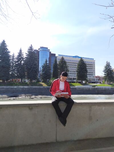  ,   Rustam, 30 ,   ,   , c 