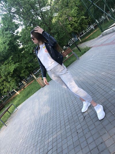  -,   Elena, 27 ,     , c , 