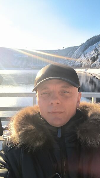  ,   Aliksei, 46 ,   c 