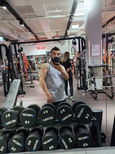  ,   Mohamed, 32 ,   ,   