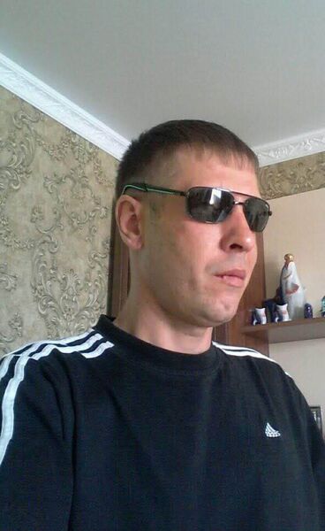  ,   Aleksandr, 42 ,  