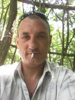  7805491  Vitalik, 53 ,    
