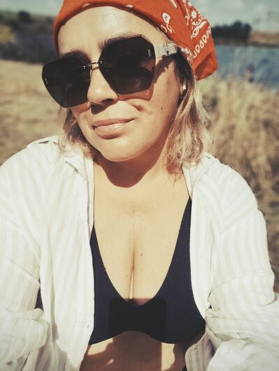  ,   Mila, 46 ,   c 