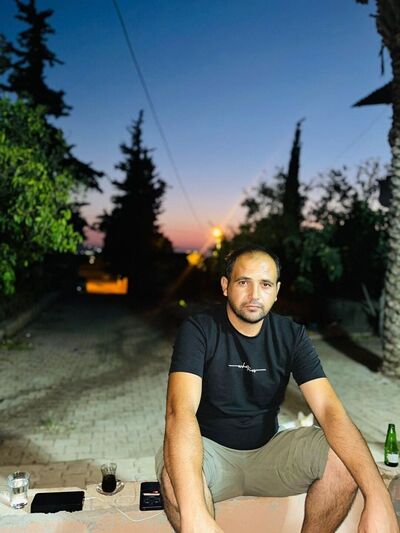  ,   Demir, 32 ,   ,   