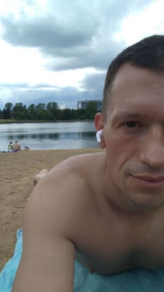  -,   Nik, 38 ,   ,   