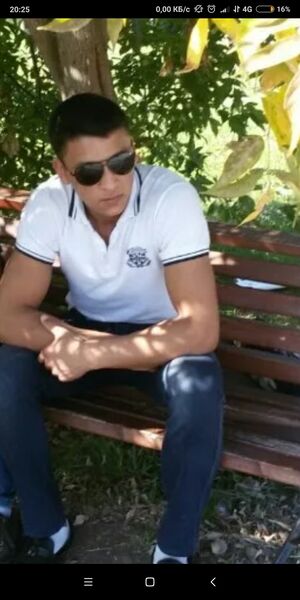  ,   Makhamadjon, 30 ,   c 