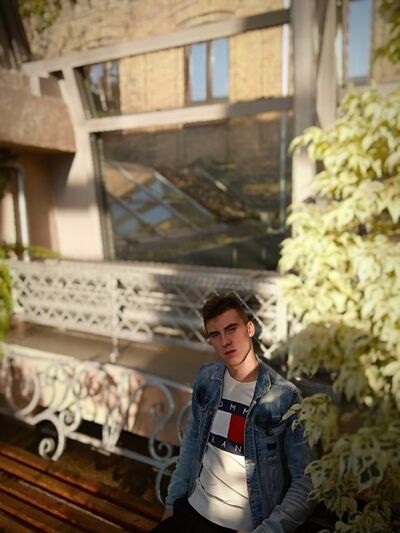 ,   Vanya, 32 ,   ,   , c 