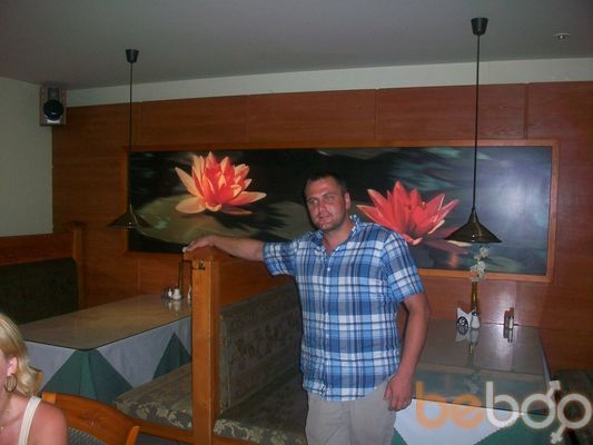  ,   Alex, 42 ,   