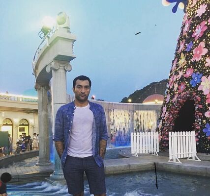  Pusan,   Ahror, 29 ,   ,   