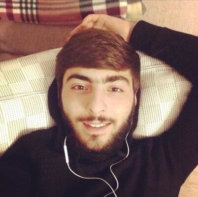  ,   Artur, 28 ,   ,   