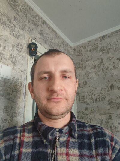  ,   Pavel, 33 ,   ,   , 