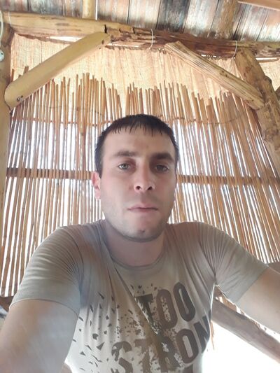  ,   Armen, 35 ,   ,   , c 