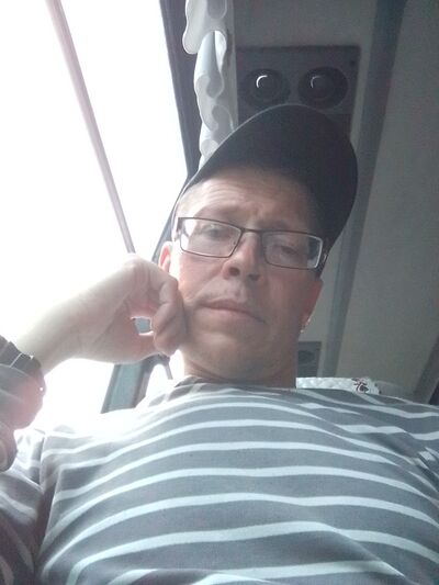  ,   Vitaly, 43 ,   c 