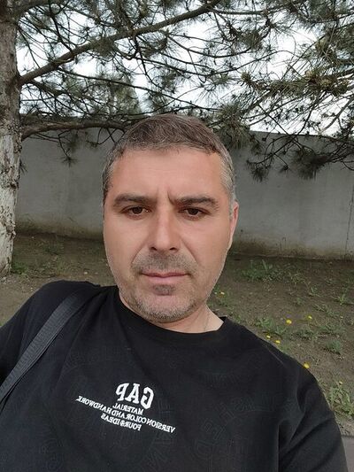  ,   David, 47 ,   ,   , c 