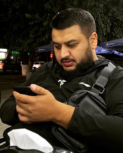  ,   Fozil, 31 ,   ,   
