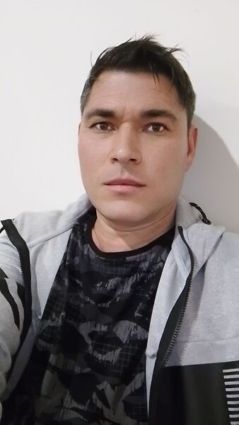  ,   Valeri, 42 ,   ,   , c 