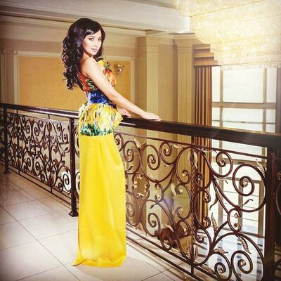  ,   Diana, 32 ,   ,   , c 