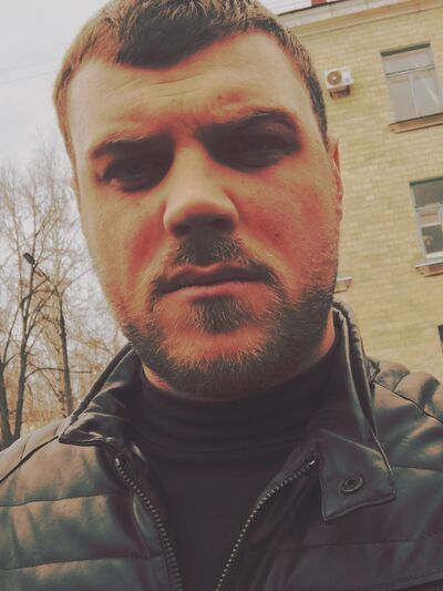  ,   Alex, 34 ,   